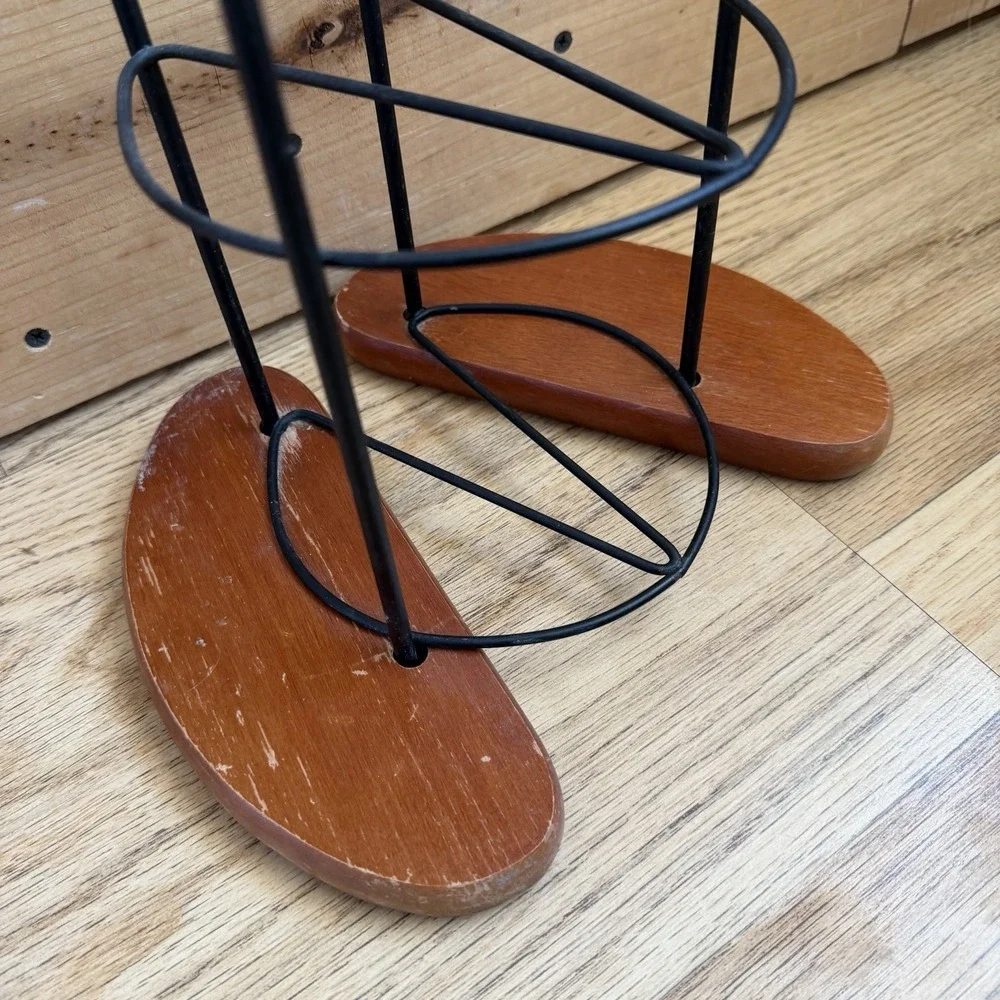 VTG 90s Retro Black Wire Wood Base CD Game Storage‎ Tower Tall Holds 110+ *Flaw*